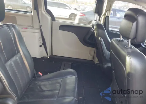 2012 Chrysler Town & Country Touring-L from USA, damaged, VIN 2C4RC1CG7CR143566